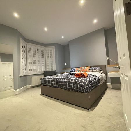 Home In Greenwich Near The O2 런던 외부 사진