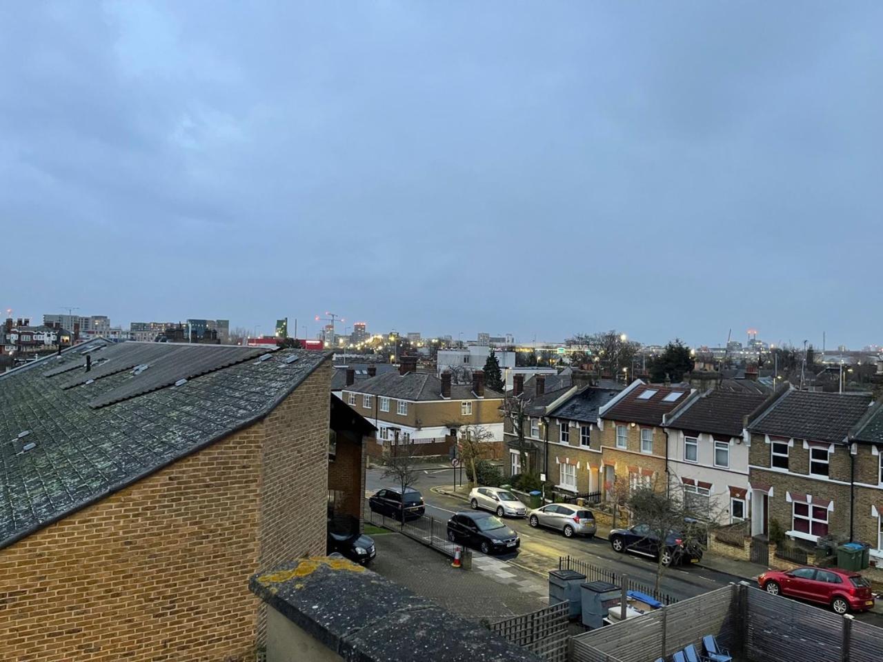 Home In Greenwich Near The O2 런던 외부 사진