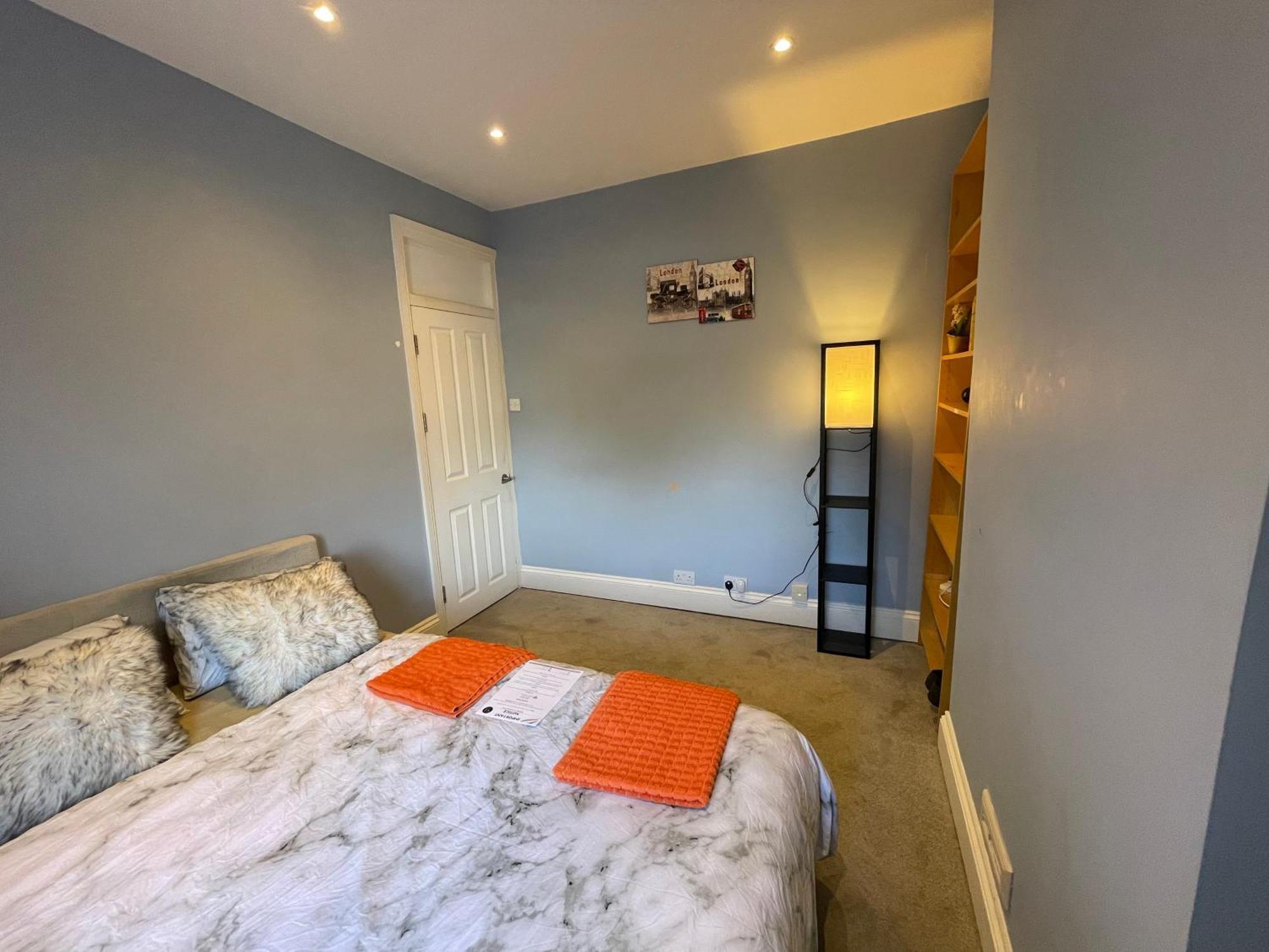 Home In Greenwich Near The O2 런던 외부 사진