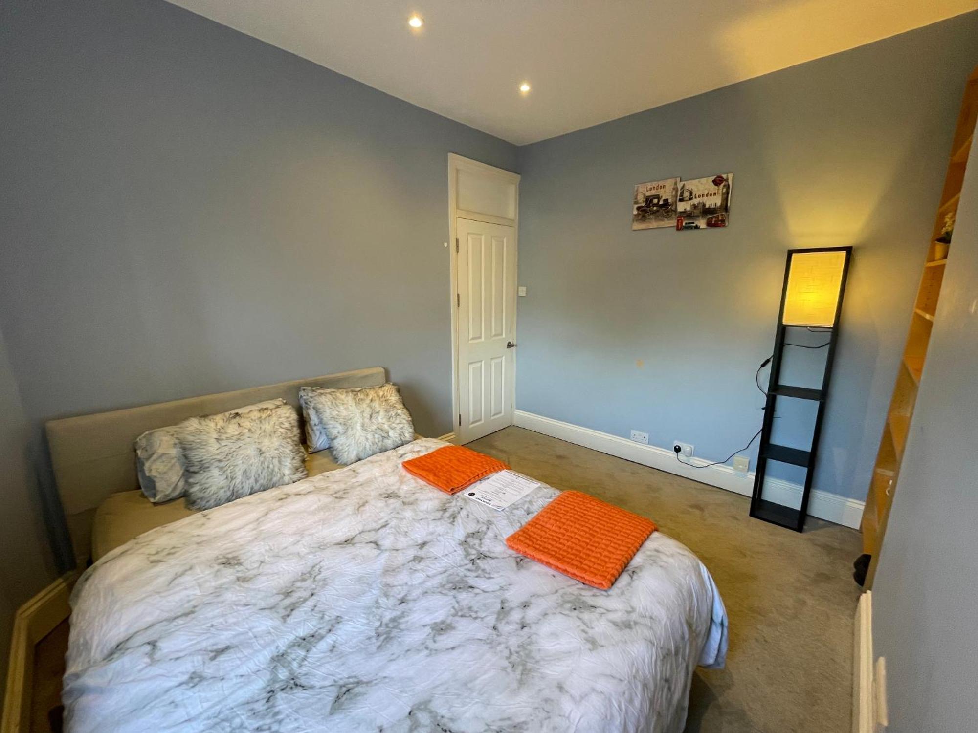 Home In Greenwich Near The O2 런던 외부 사진